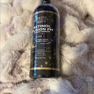 Peter Thomas Roth Retinol Fusion PM Night Serum - Blue and Gold